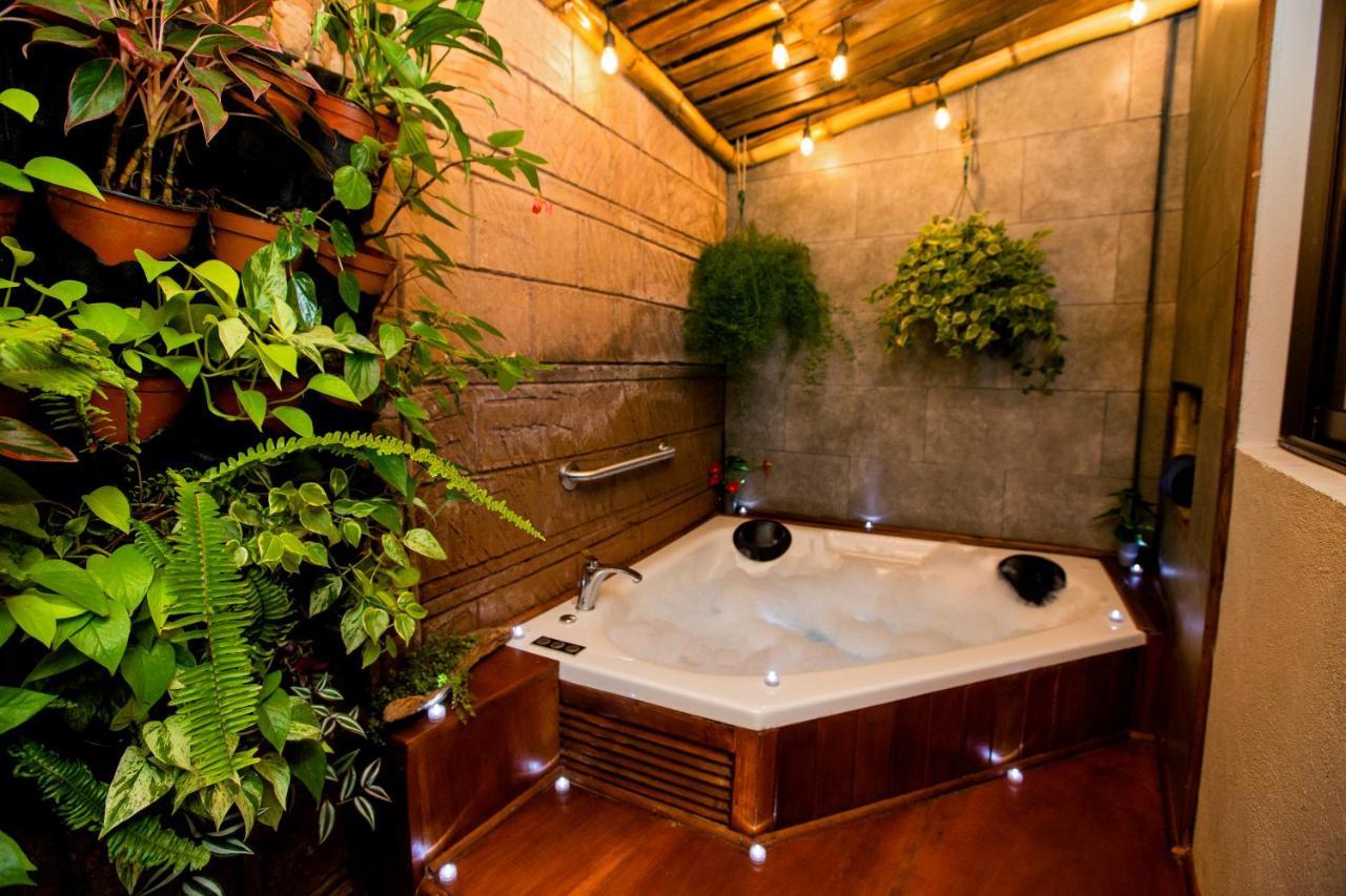 Casa Suculenta ,Monteverde Con Jacuzzi Privado Y Lavanderia Exterior foto